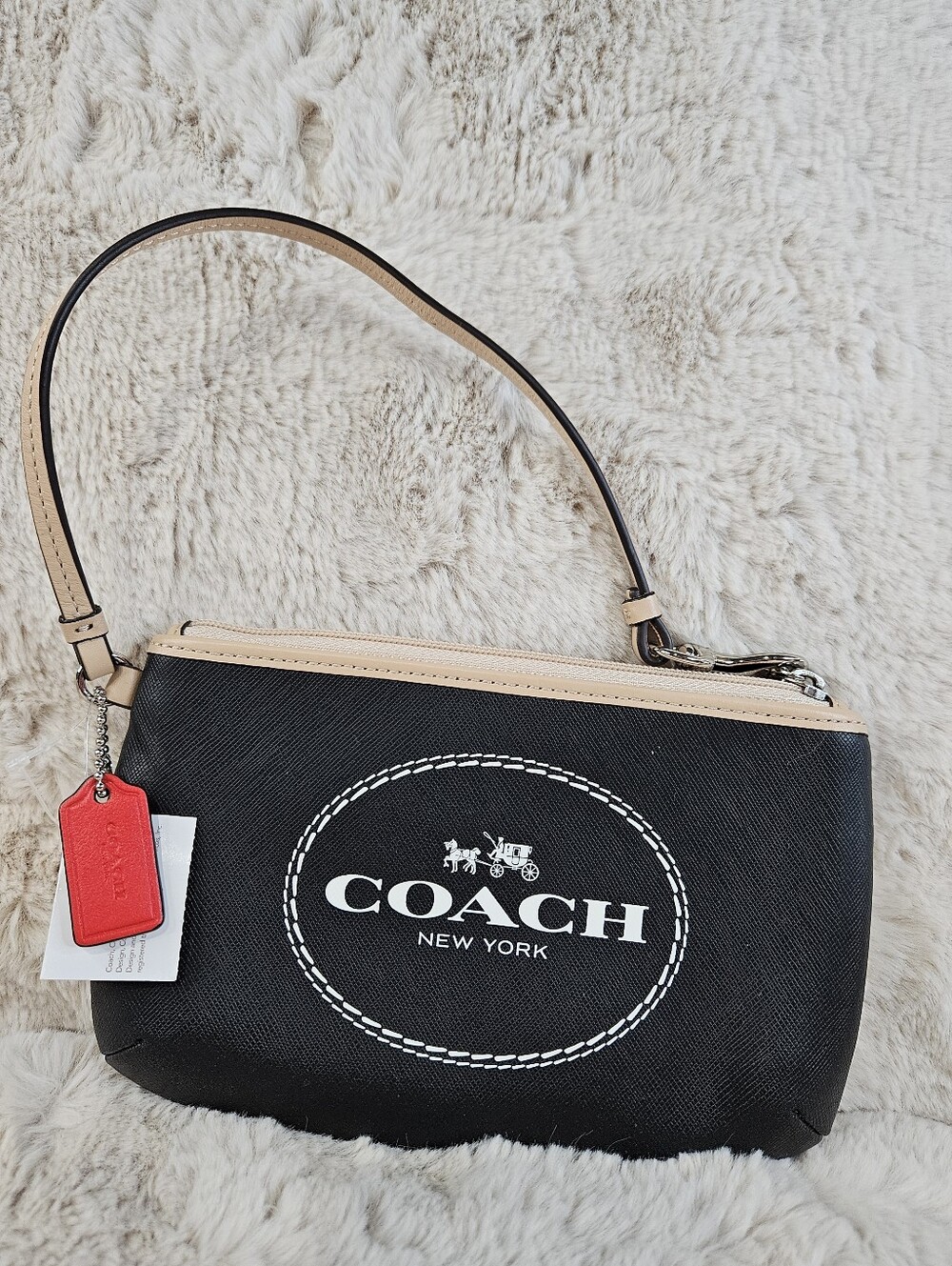 2014 Coach Horse And Carriage Black Saffiano Leather Wristlet With Red Hangtag
